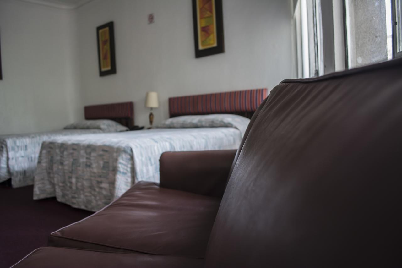 Hotel Plaza Guatemala-Stad Buitenkant foto